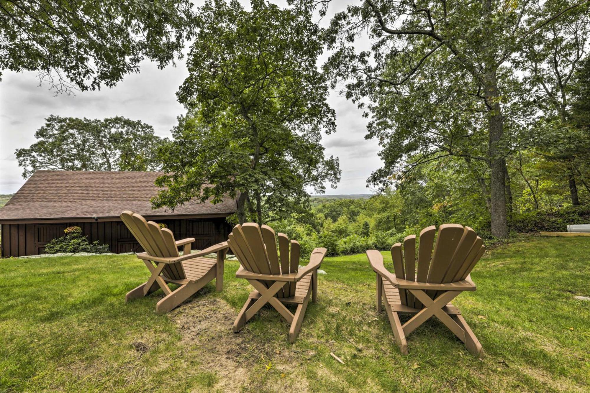 Private With Deck And Spectacular Views! * Uncasville