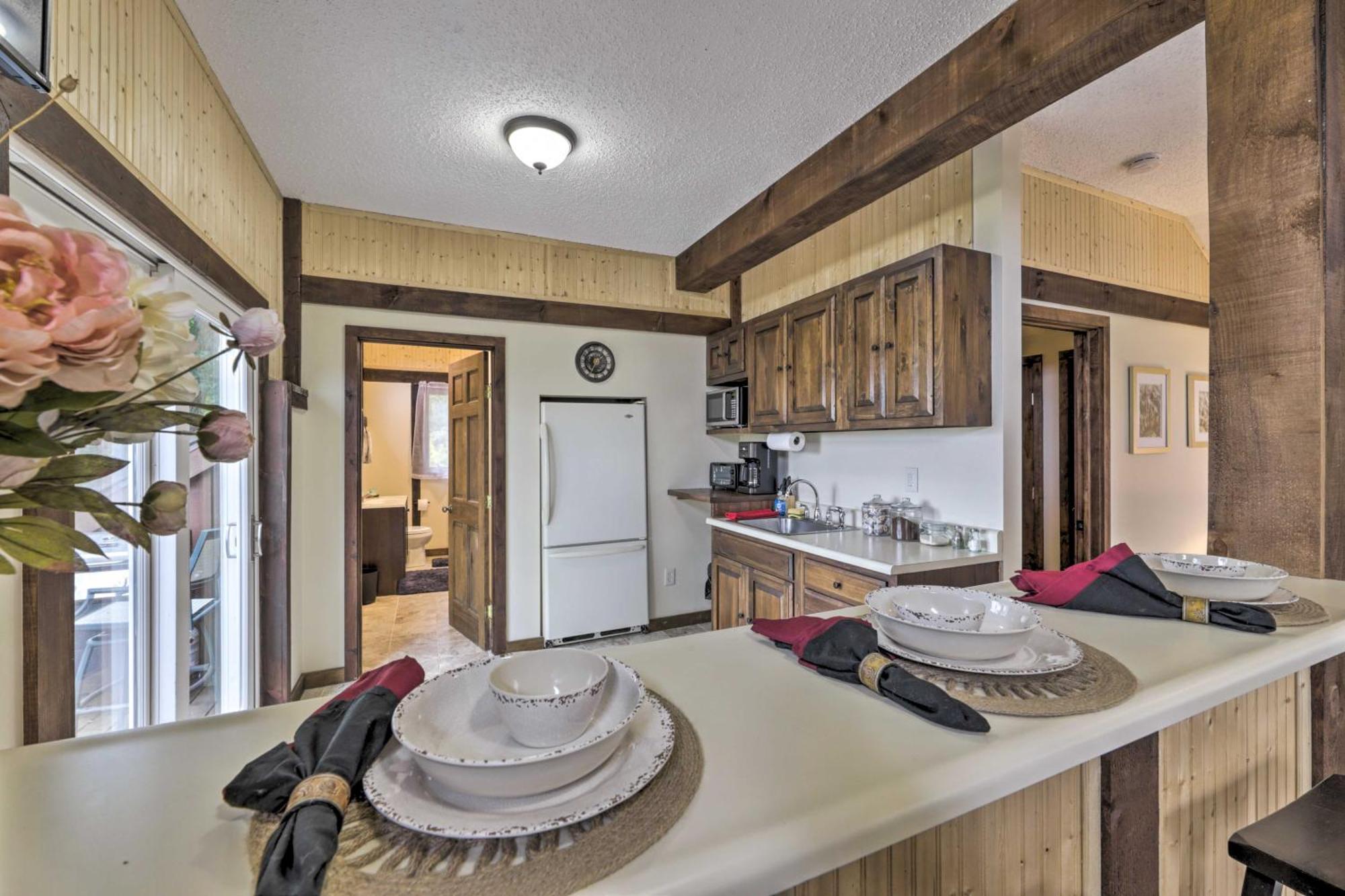 Private With Deck And Spectacular Views! Hébergement de vacances
